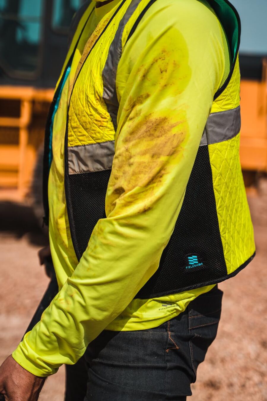 Kazalia Hi-Vis Safety Vest – ANSI Certified Hydrologic Workwear - Image 8