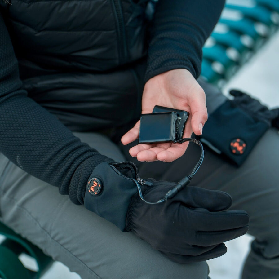 Kazalia Heated Glove Liner – Lightweight Thermal Hand Warmer - Image 4